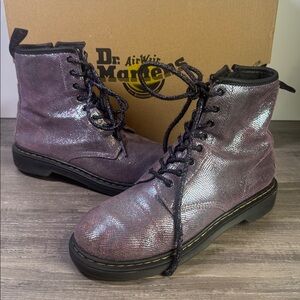 Dr. Martens Delaney 1460 Iridescent Purple Combat Boots size EU37/US6.5-7